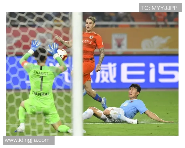 天津天海迎战恒大争夺中超积分榜关键战役的精彩对决