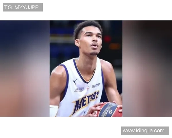 文班亚马新秀赛季表现惊艳场均20分10篮板3盖帽引领联盟新星