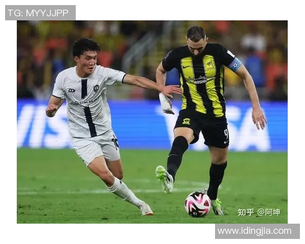 罗达JC主场迎战埃因霍温期待精彩对决双方争夺胜利的关键时刻