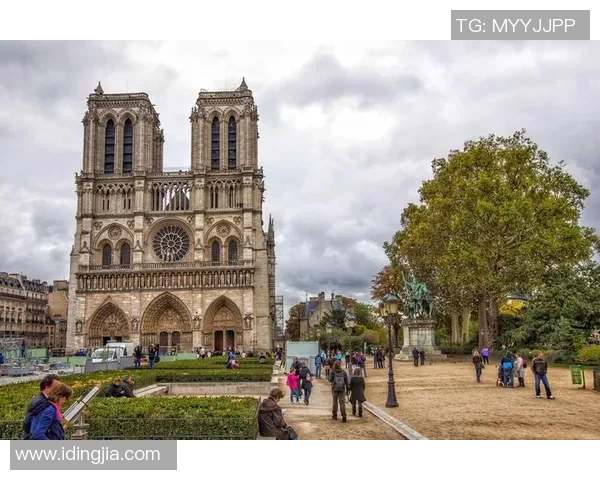 莱奥的传奇旅程：从少年梦想到世界舞台的璀璨辉煌