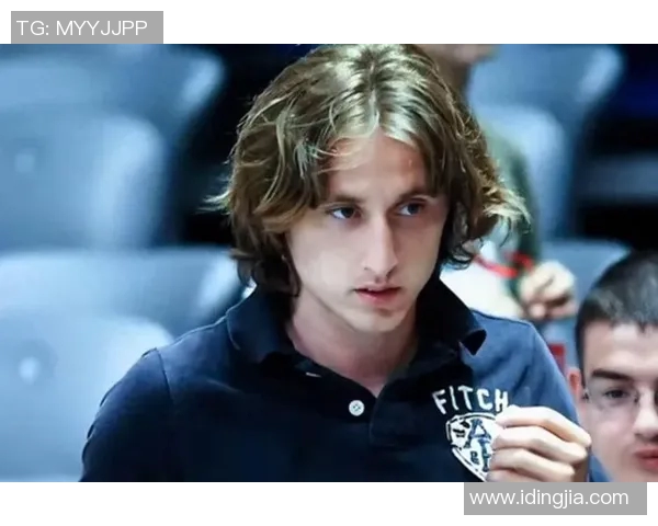 莫德里奇的传奇旅程：从克罗地亚小镇到世界足球巅峰的辉煌历程