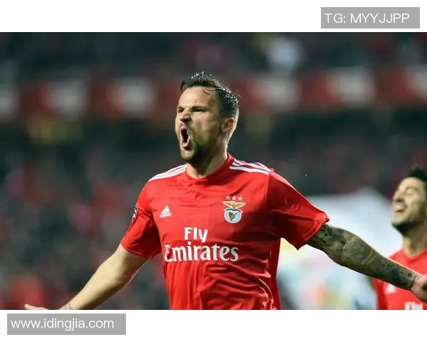 费雷拉与葡国民激战正酣比分揭晓引发球迷热议 费雷拉与葡国民激战正酣比分揭晓引发球迷热议