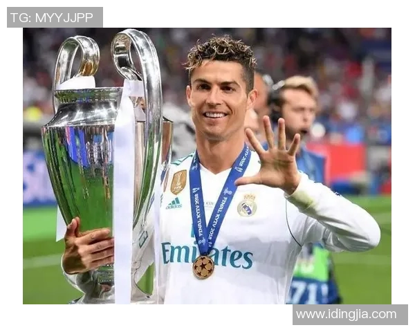 达尼洛的足球旅程与成长故事:从青涩少年到场上明星的蜕变之路 达尼洛的足球旅程与成长故事:从青涩少年到场上明星的蜕变之路