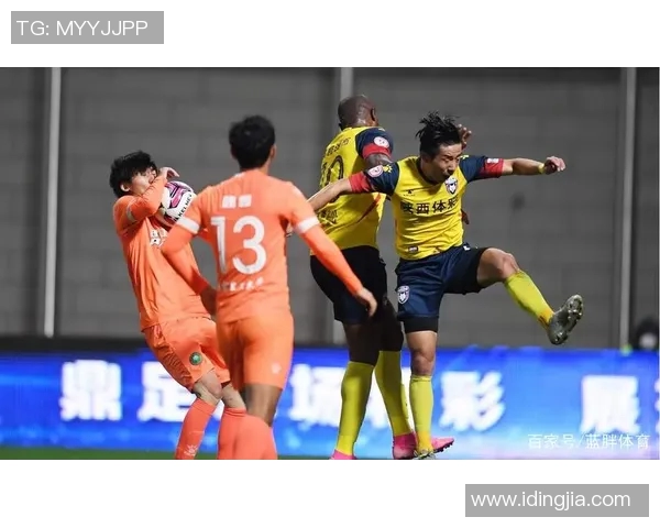 重庆羽毛球队比赛经验引发热议球迷与专家观点碰撞激烈